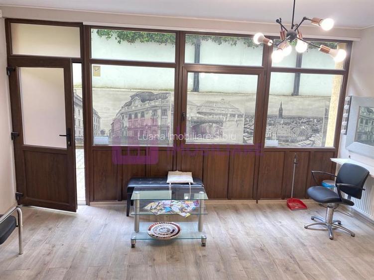 Spatiu comercial 70 mp de inchiriat | salon 3 camere | zona Centrala | - 6