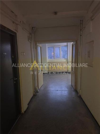 [Metrou Titan] Garsoniera Mobilata si Utilata | Etaj 3 din 10 - 6