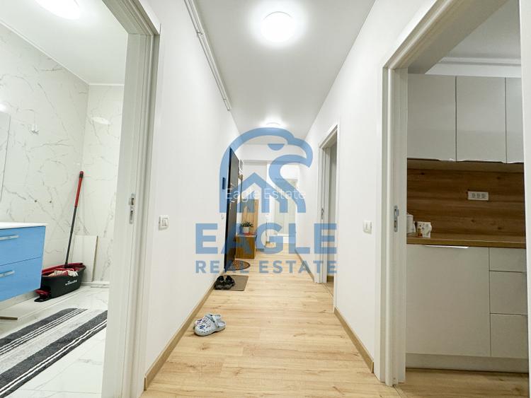 Palazu - 3 Camere Decomandat cu balcon si parcare la prima inchiriere - 15