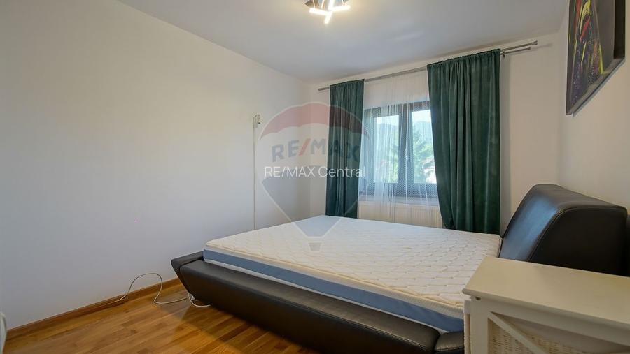 Comision 0 %! Apartament cu 4 camere de vânzare! Movilei - 17