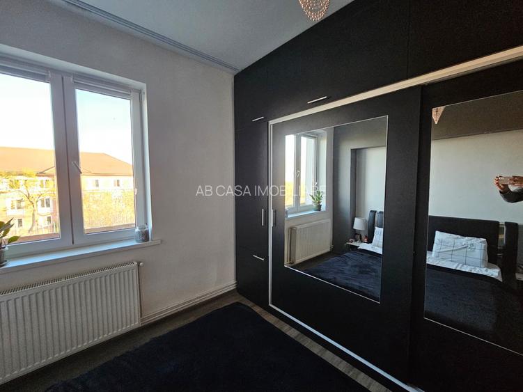 Apartament 2 camere, decomandat, etaj 2 din 2, cu pod, zona Aeroport, comision 0 - 10