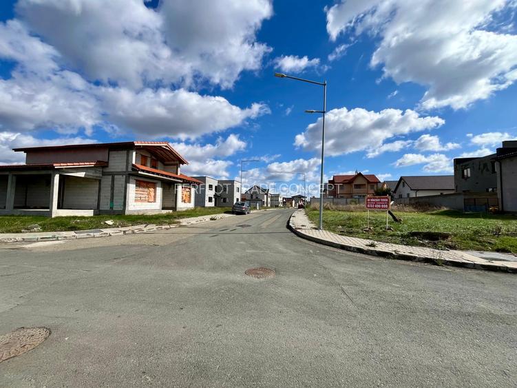 Teren intravilan de construit 372MP Valu lui Traian Comision 0% - 3