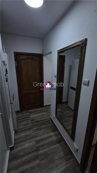 Garsoniera de inchiriat, Costin Georgian –  – Marian - 7