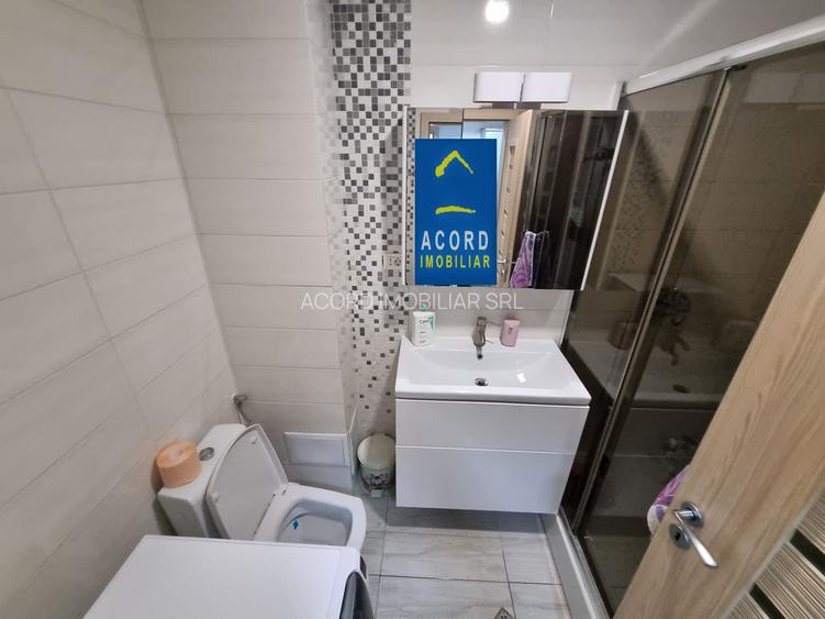 Compozitori-apartament 3 camere decomandat - 16