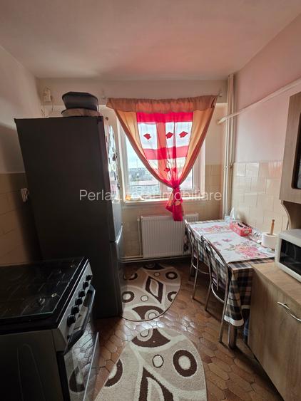 Tomis 3 - apartament cu 2 camere, decomandat, centrala pe gaz - 2