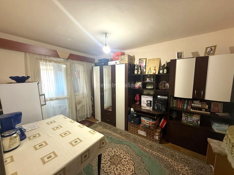 Apartament 3 camere | 65 mp utili | Etaj 2 | Decomandat | Cetate - 3