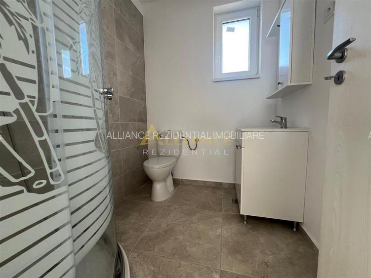 Zanelor - 4 Camere - 390 mp Teren - 4