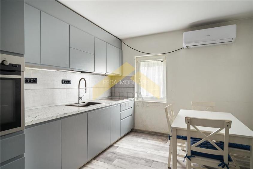 Apartament 3 camere de vanzare cartier Micalaca, zona 500 - 3