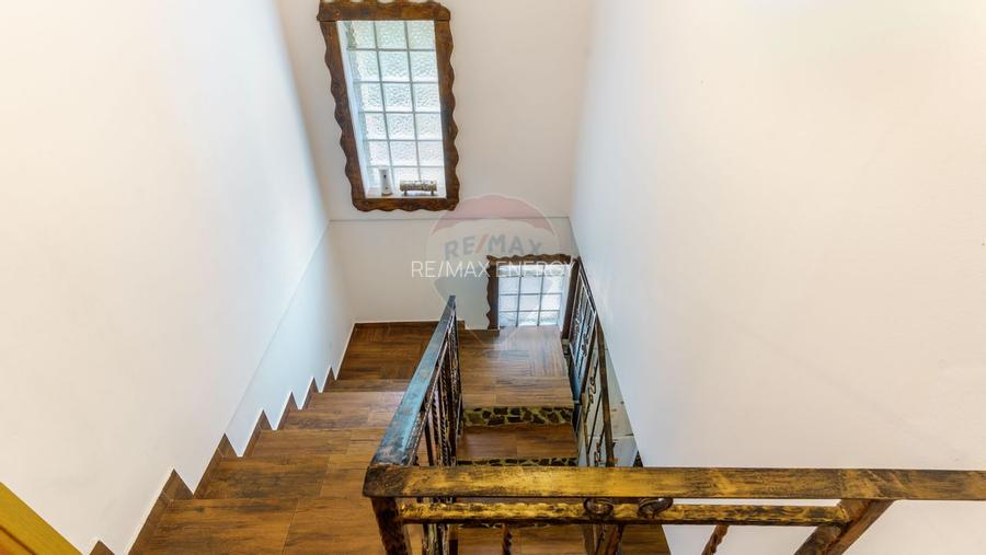 Cabana de vânzare –Mărișel, 10 camere, terasa 41mp, piscină, ciubăr - 15