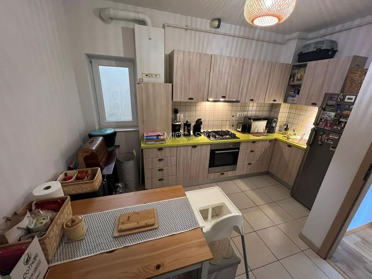 Mobilat si utilat. Bucatarie separata. Pozitie excelenta. Asfalt - 7