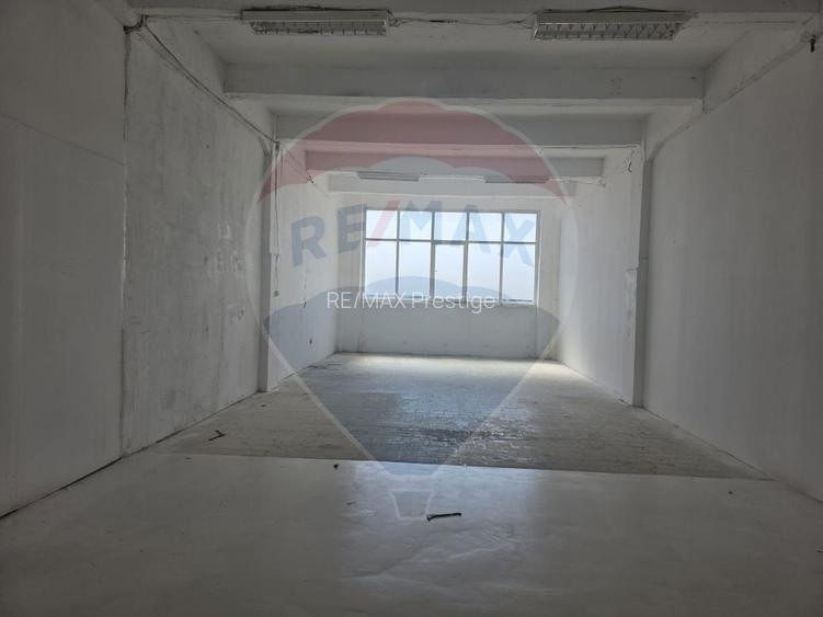 Spațiu 202 mp etaj 3 lift marfa Baicului ideal atelier , sala sport - 3