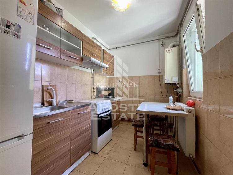 Apartament 1 camera, centrala proprie, zona Girocului - 3