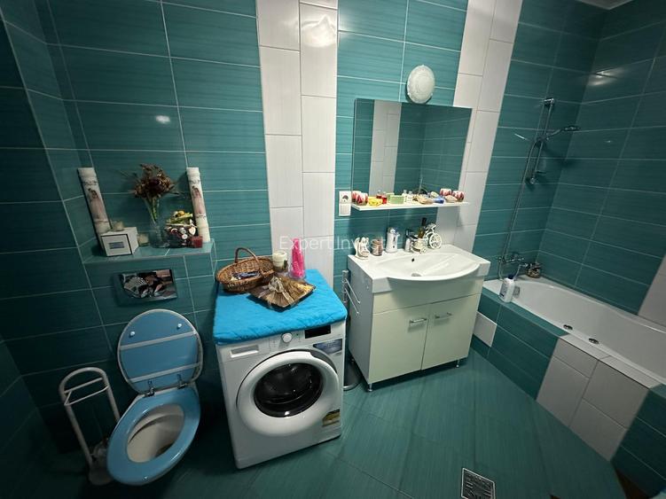 Apartament 3 camere- 2 bai - 2 balcoane - mobilat - parcare - Calea Cisnadiei - 7