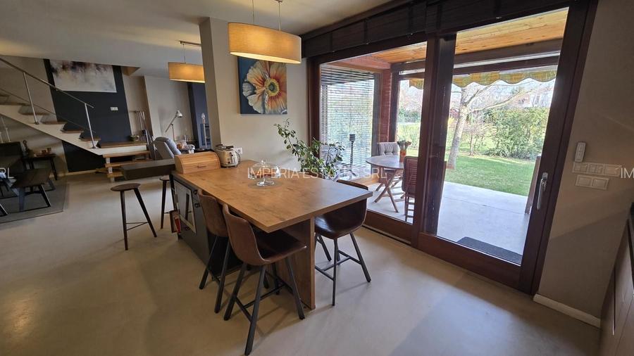 Vila cocheta in complex cu piscina, mobilata - 5