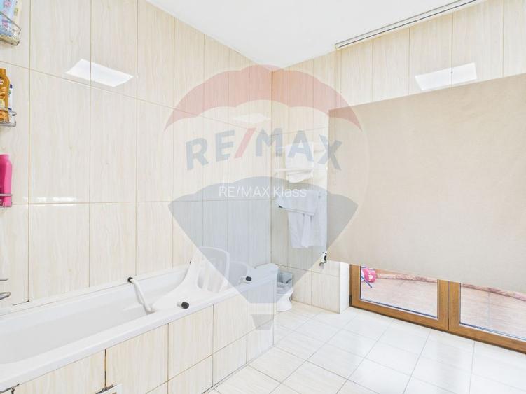 De vanzare| Casa cu piscina, saune si design elegant- Zona Matasari - 18