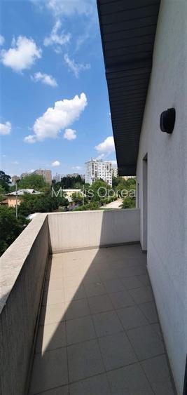 Apartament 2 camere + terasă 23 mp + Loc de parcare  - 13