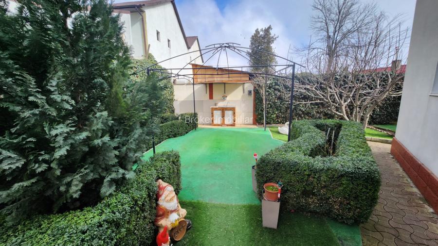 Vila P+ 1 ,Zona Medeea spre Cet , teren 360 mp - 2