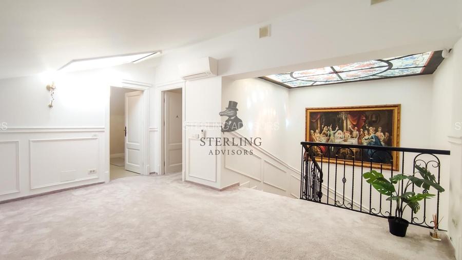 Vila restaurata in cel mai mic detaliu - zona centrala - 39