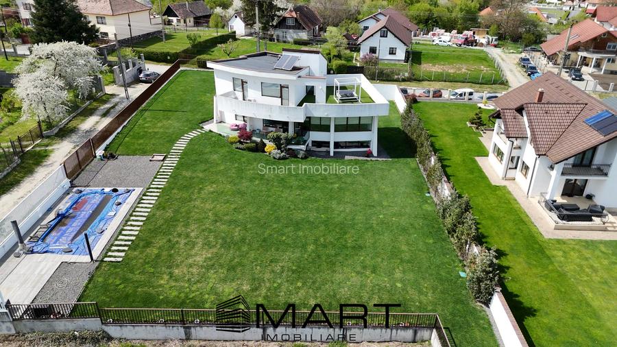 Vila de lux 5 camere +1500mp teren Cisnadie - 2