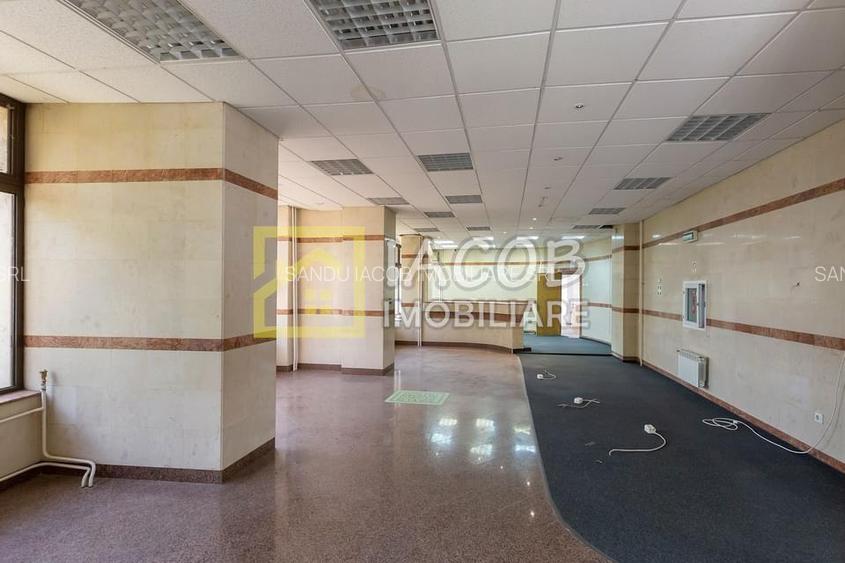 Spatiu comercial P+1, Buhusi, central, jud Bacau - 14