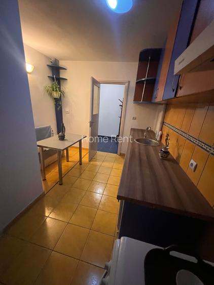APARTAMENT 3 CAMERE/ PARTIAL MOBILAT/ 10 MINUTE DE METROU - 17