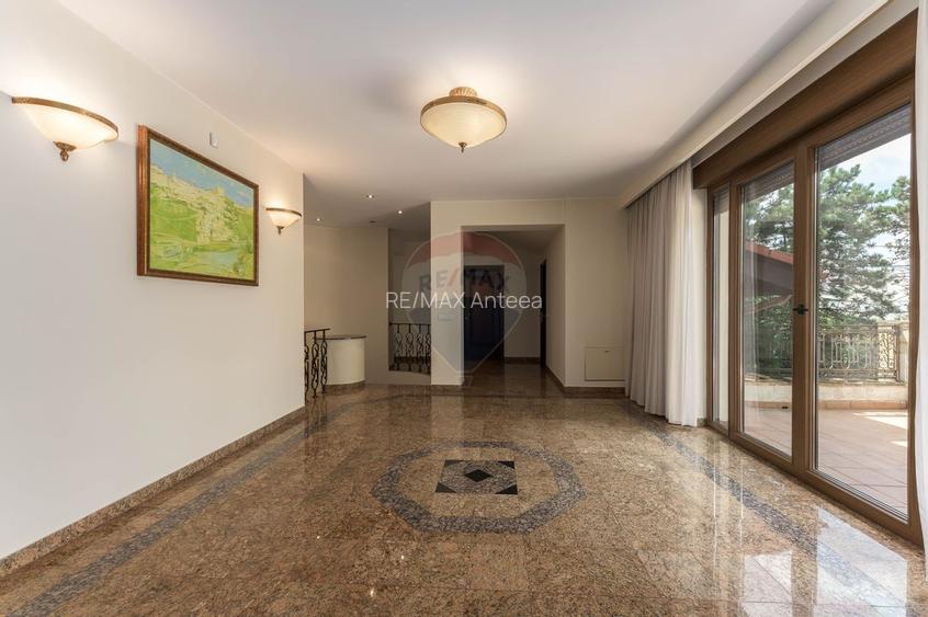 Vila neoromânească cu influențe toscane pe malul lacului Snagov - 26