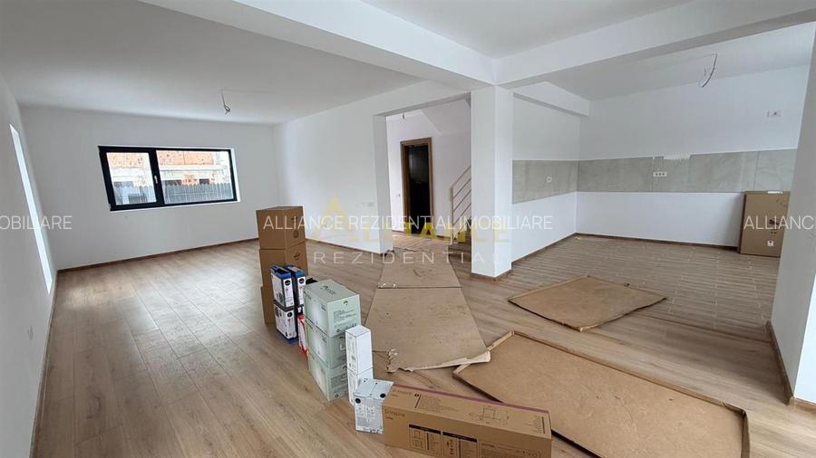 Vila individula-4camere-3 bai -acces facil STB - 4