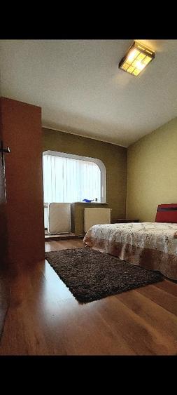Vând apartament 3 camere Brașov - 2