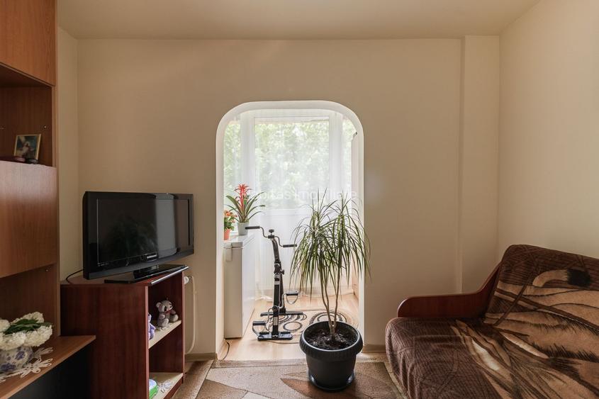 Apartament 4 camere, etaj 2, str. Castanilor, garaj de beton. - 18