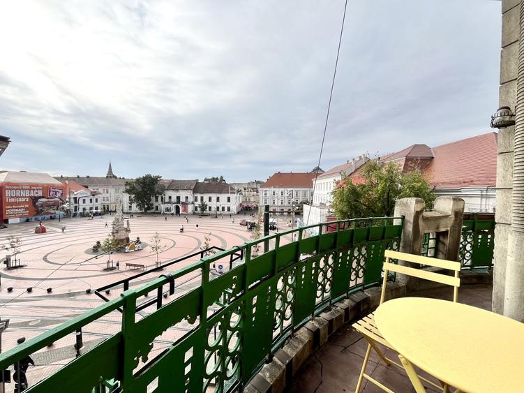 Apartament grandios cu vedere spectaculoasă spre Piața Libertății - 33