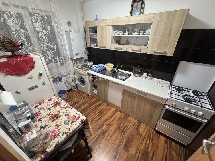 Garsonieră / Studio zona Poarta 6 - 3