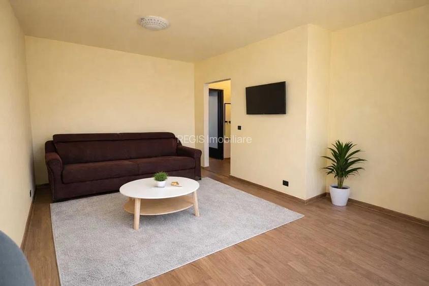 Apartament 2 Camere Central Bloc tip Vila - 2