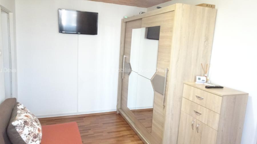 Vand apartament cu 2 camere in Deva, zona Dacia, etaj 4, bloc de 4 etaje, izolat - 3