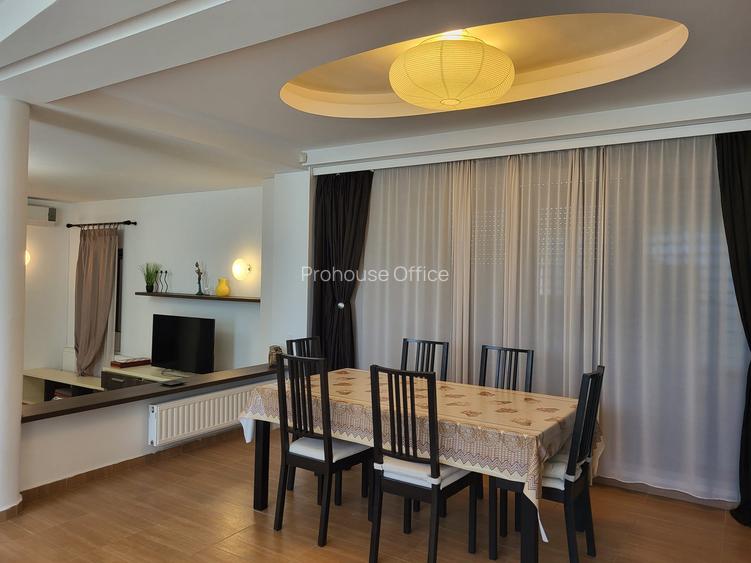 Dimineți pe ponton, seri la piscină – viața la Snagov. - 14