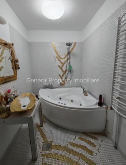Apartament 5 Camere, 3 Băi, cu curte proprie UNIRII - 7