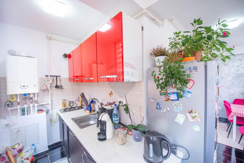 Apartament 69 mpu, cu 3 camere, de vanzare,  zona  Militari - 8