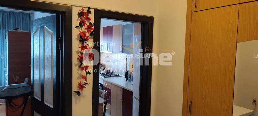 Apartament cu 1 camera ,decomandat , mobilat si renovat recent - 2