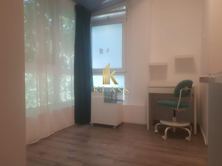 Apartament 3 camere - Strada Lev Tolstoi