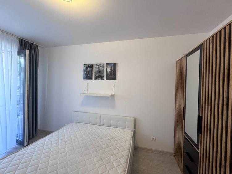 Inchiriere apartament 2 camere balcon Hils Brauner- liber 15 septembrie