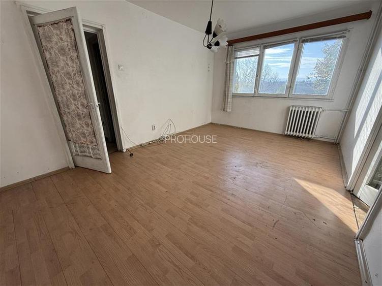 Aleea Parcului, 3 camere, etaj 3- de renovat! - 3