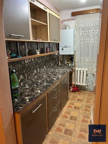 Apartament 2 camere, Botoșani, etaj 4, mansardă cu scara inetrioara, z - 7