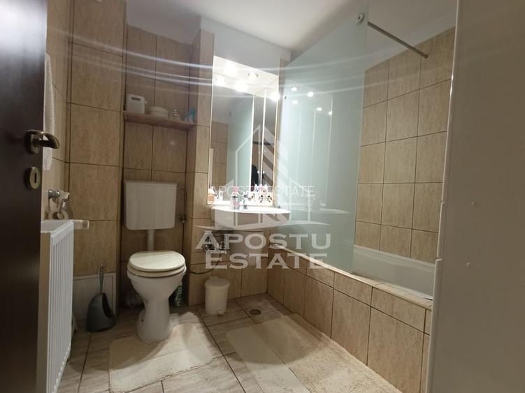 Casa individuala P+1, curte proprie + spatii comerciale, Dambovita. - 13