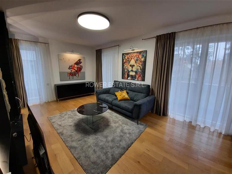 Apartament cu 2 camere,situat in Zona centrala! - 2