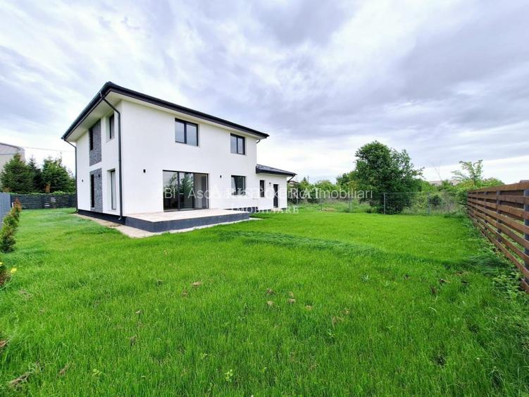 Vila 5 camere cu garaj langa Paradisul Verde - 3