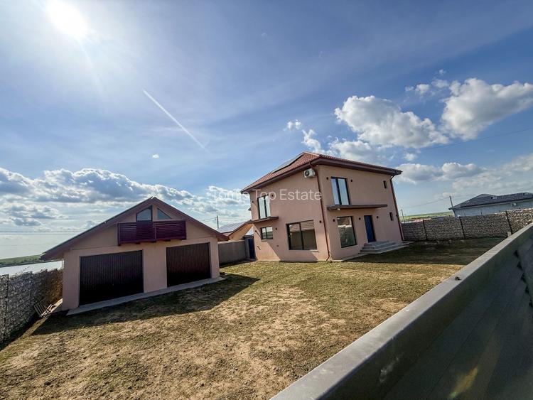 Casa moderna P+1  cu vedere la lac , Corbu - 4