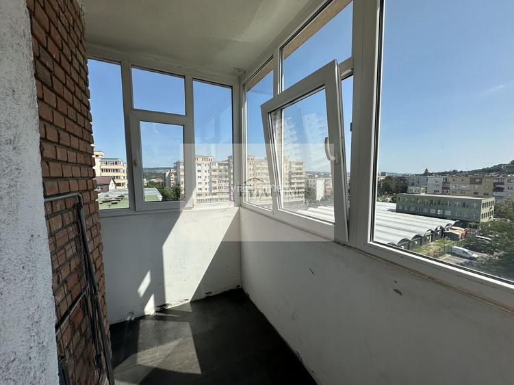 3 camere decomandate/balcon 12 mp/zona P-ta.Ion Mester - 8