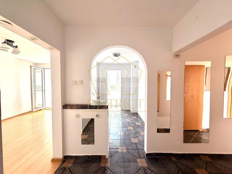 Apartament decomandat cu 3 camere | Calea Sagului - 7