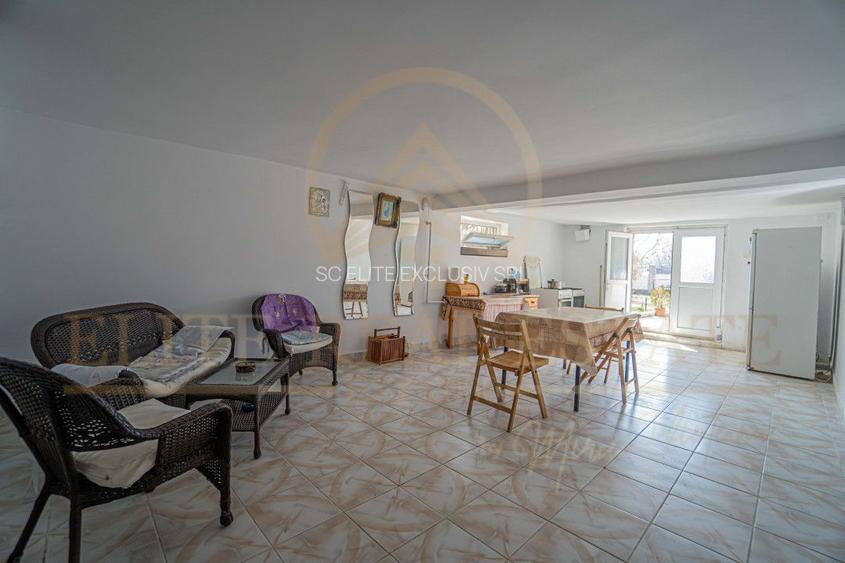 Agigea - Vila D+P+1E+M pe un teren de 772 mp cu o deschidere de 21,46 m. - 74