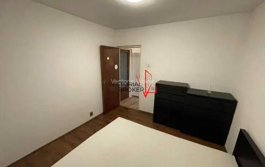 2 CAMERE DECOMANDAT / SCOALA GENERALA 82 - 5