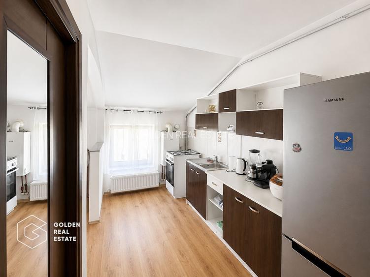 Apartament 2 camere, zona Parneava, etaj 3, centrala proprie, loc parcare - 17